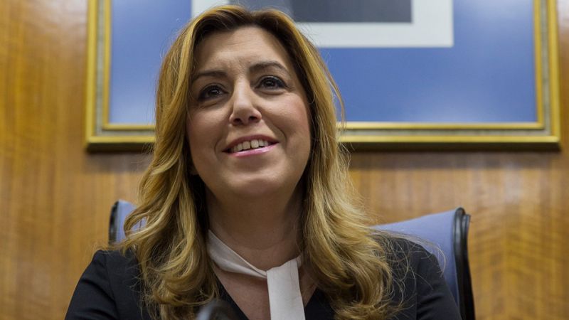 Susana Díaz insta al PSOE a huir del "aventurismo" al tiempo que reclama un "no rotundo" a Rajoy y el PP