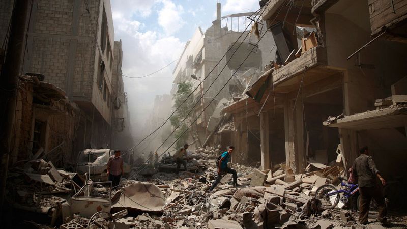 Amnistía Internacional denuncia la muerte de 200 civiles sirios por bombardeos de Rusia