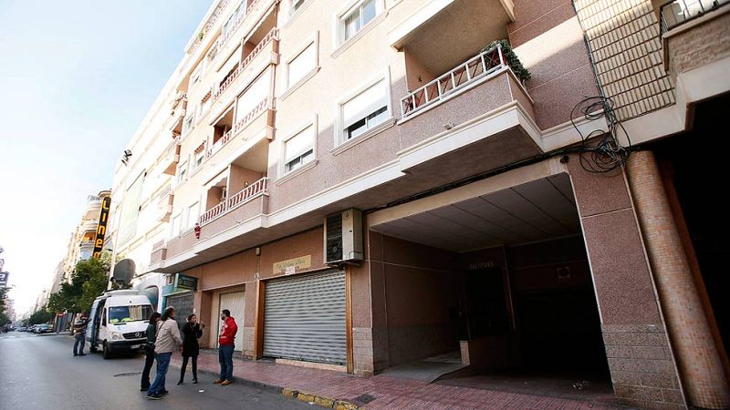 Hallan muerta a una pareja y a su hijo en una vivienda de Torrevieja