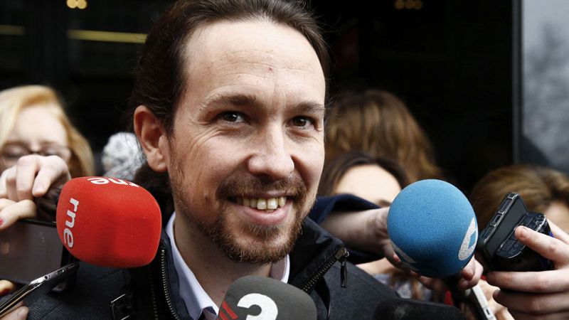 Podemos "tiende la mano" a los "sectores sensatos" del PSOE que "entienden que hay que cambiar"