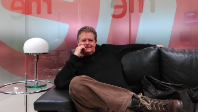 Las mañanas de RNE - 'El hombre que surgió del Rímel', nuevo libro de Juan Luis Cano - Escuchar ahora