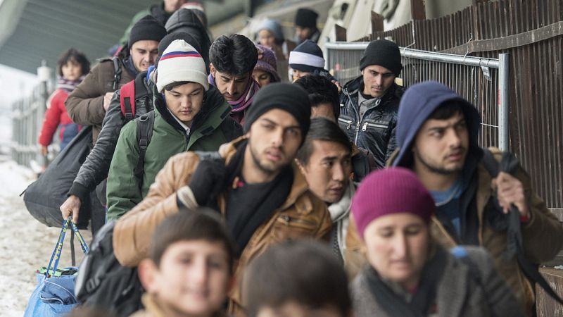 Dinamarca, Suecia y Alemania defienden los controles fronterizos ante el fracaso de Europa con los refugiados
