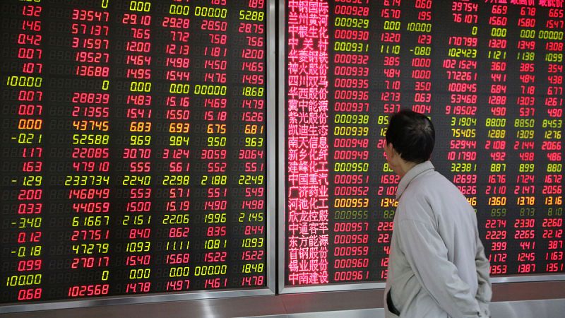 Las Bolsas chinas vuelven a cerrar de forma prematura por segunda vez esta semana tras otra fuerte caída