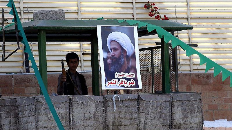 Irán acusa a Arabia Saudí de bombardear su embajada en Yemen