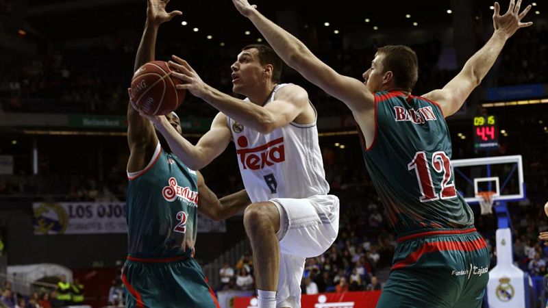 El Real Madrid se exhibe ante un flojo Baloncesto Sevilla