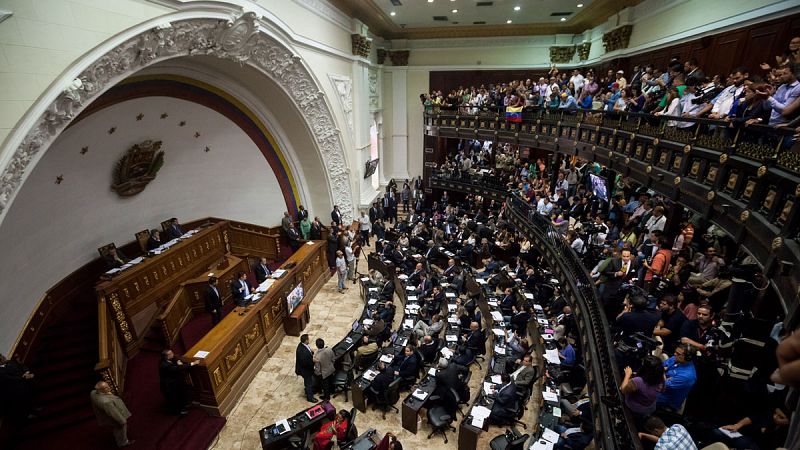 El Tribunal Supremo de Venezuela declara en desacato al Parlamento y anula todos sus actos