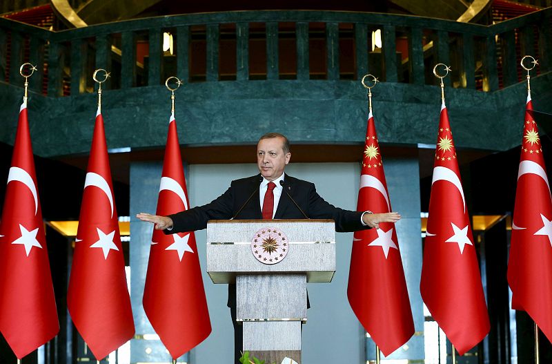 Erdogan condena el atentado en Estambul: "No vamos a rendirnos ni ante terroristas, ni ante separatistas"