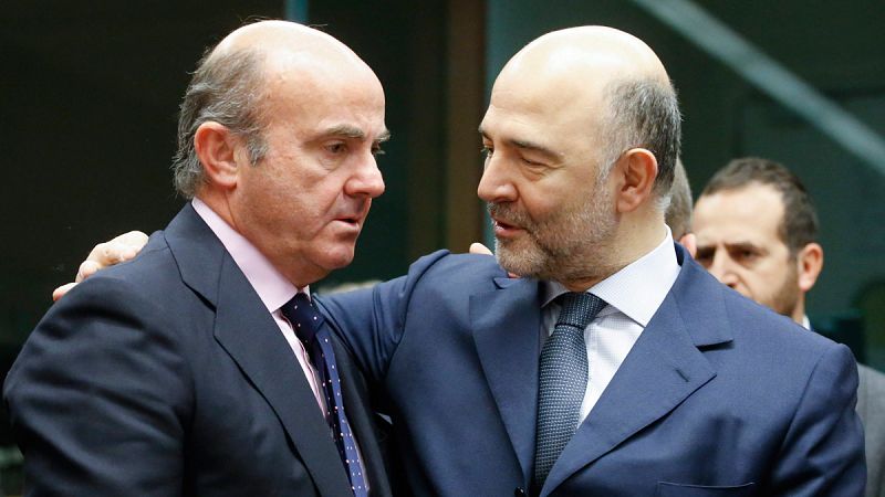 Bruselas esperará a que haya un Gobierno "estable" en España para abordar el cumplimiento del déficit