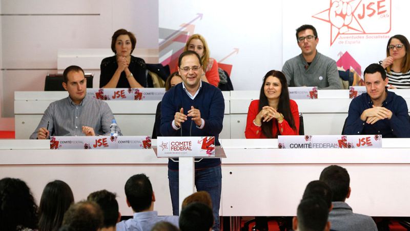 Luena pide a Rajoy que "salga de la siesta" y explique su plan para Espa�a