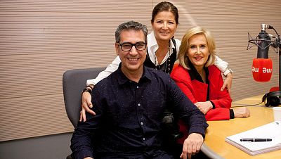 Memoria de delfín - Nieves Herrero (chica Hermida): "Jesús nos enseñó el lenguaje de la tele" - 18/01/16 - escuchar ahora