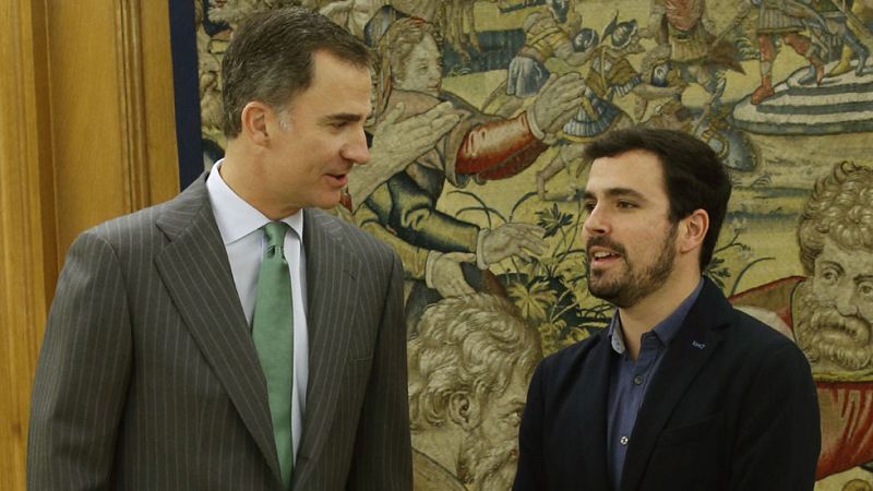 Garzón traslada al rey que "hay espacio para la alternativa"  y se ofrece como "mediador" de la izquierda