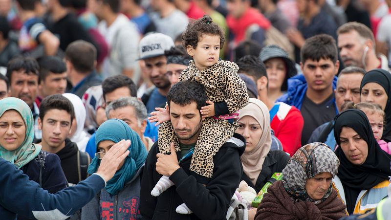 Austria limitará a 37.500 personas las peticiones de asilo en 2016