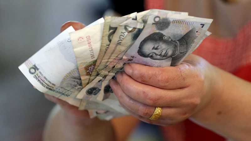 El banco central chino inyecta otros 20.900 millones de euros en el mercado