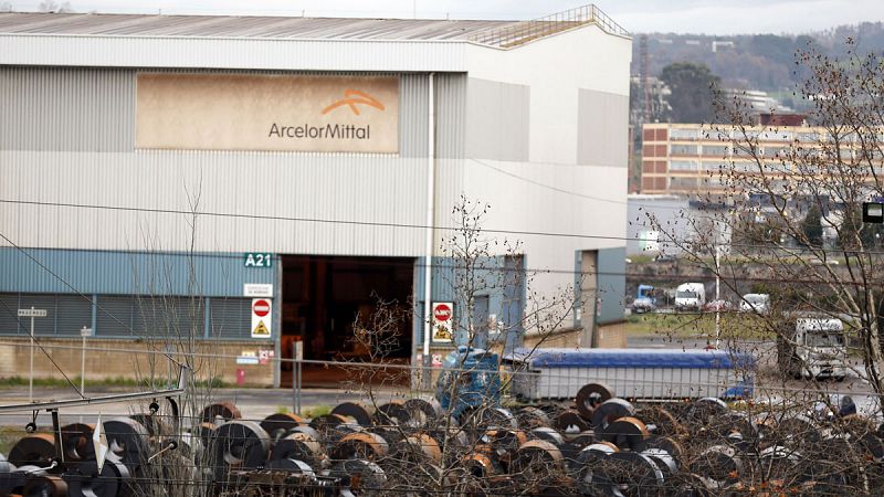 La acería de ArcelorMittal en Sestao para de forma indefinida por la "mala situación" del mercado