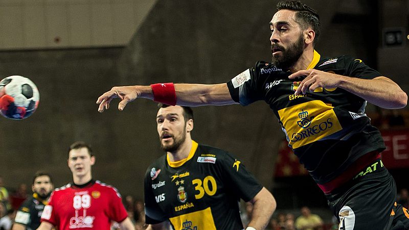 Espa�a reacciona a tiempo para pasar a semifinales