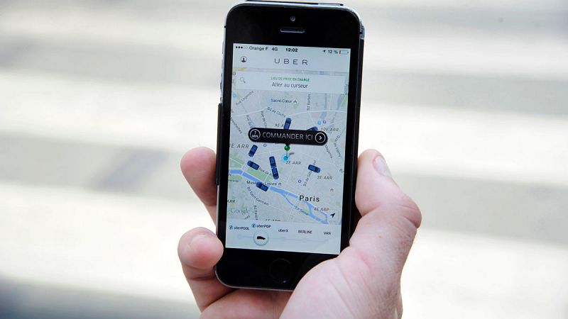 Un tribunal parisino condena a Uber a pagar 1,2 millones a la Unión Nacional de Taxistas