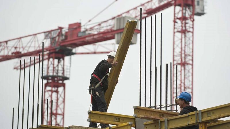 Dos de cada tres nuevos asalariados al cierre de 2015 tenían contratos temporales