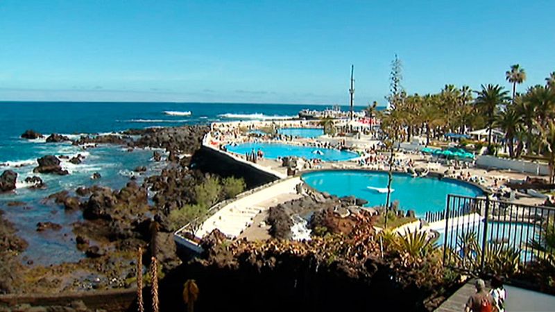 España recibió un récord de 68,1 millones de turistas en 2015, un 4,9% más que el año anterior