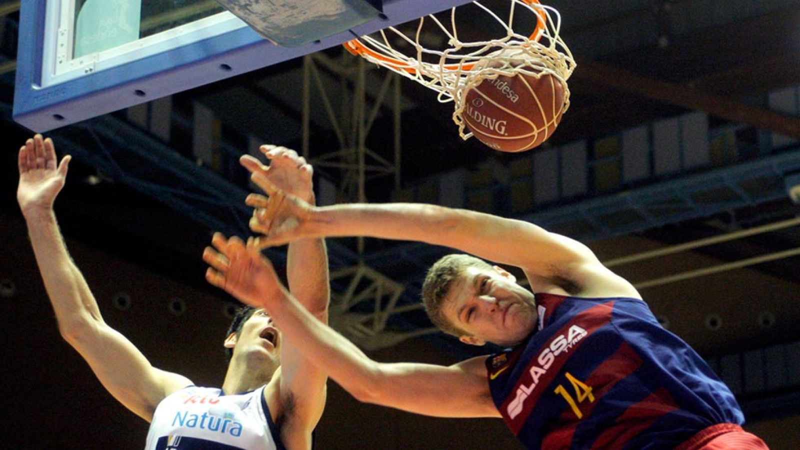 Rio Natura Monbús 62 - 69 FC Barcelona Lassa