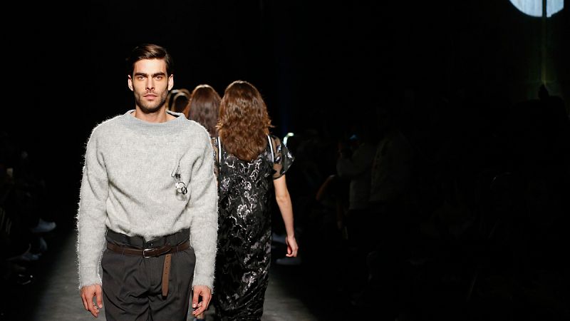 Pablo Erroz destaca con una colección de lujo joven y urbano