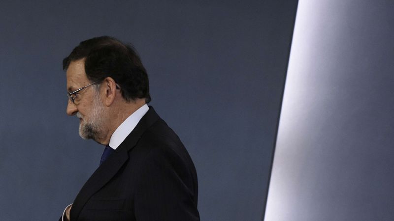 Rajoy afirma que el rey no le ha ofrecido formar gobierno tras trasladarle que a�n no tiene los apoyos