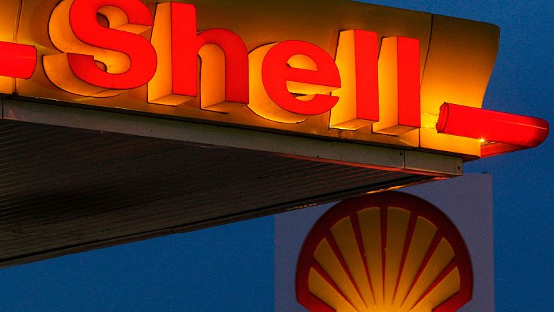 El beneficio de la petrolera Shell baja un 87% en 2015 por la caída del precio del crudo
