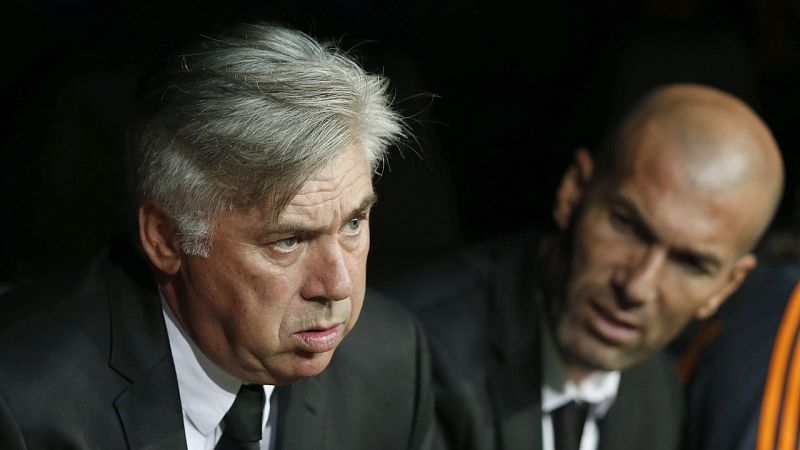 Ancelotti: "Zidane tiene carisma y personalidad para dirigir al Real Madrid"