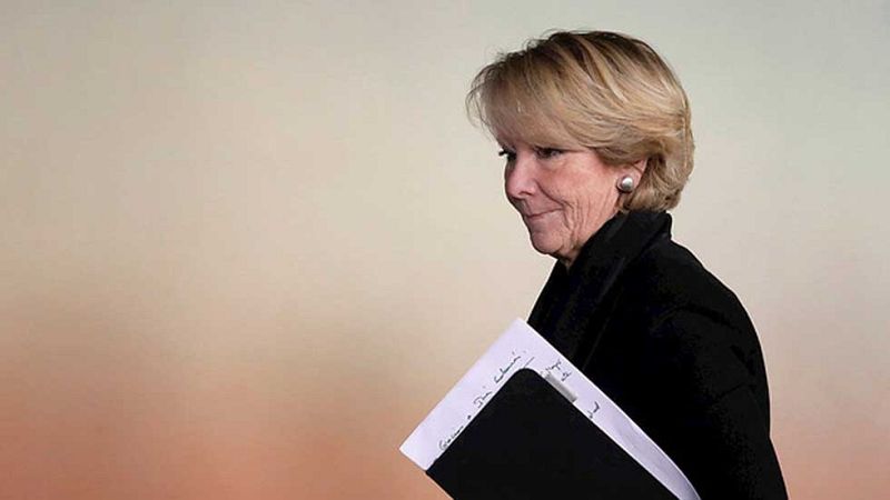 Aguirre asegura que con su dimisión no pretende marcar el camino a Rajoy: "De ninguna manera"