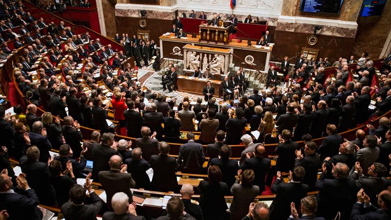 El Parlamento francés aprueba prolongar tres meses el estado de emergencia
