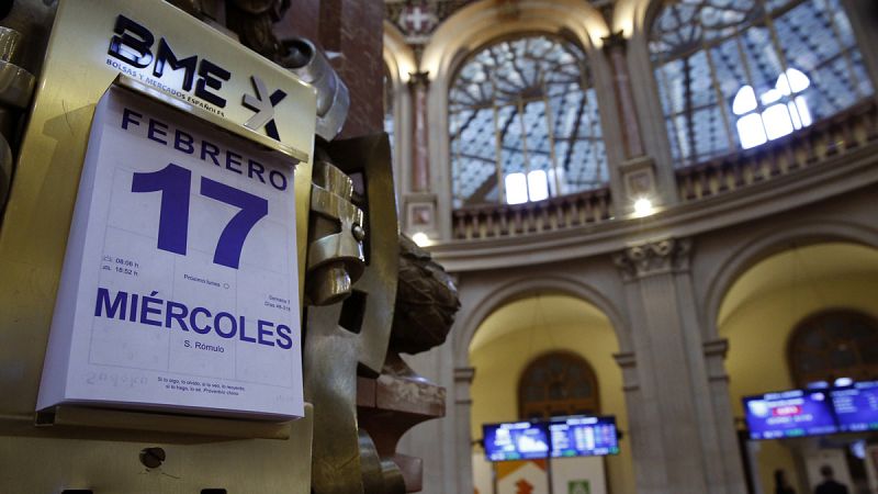 El IBEX 35 sube un 2,79% y recupera los 8.300 puntos, impulsado por el repunte del precio del petróleo