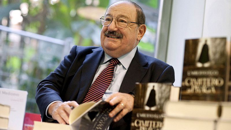 El mundo de la cultura y la política lloran a Umberto Eco y destacan "su inteligencia única"