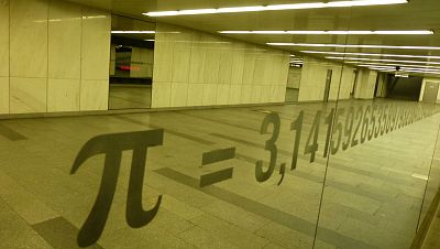 Memoria de delfín - Pi, un número "irracional"  y"trascendente" - 22/02/16 - escuchar ahora