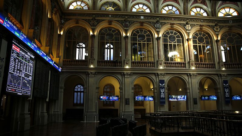 El IBEX 35 sube un 2,35% y cierra a las puertas de los 8.400 puntos animado por la subida del petróleo