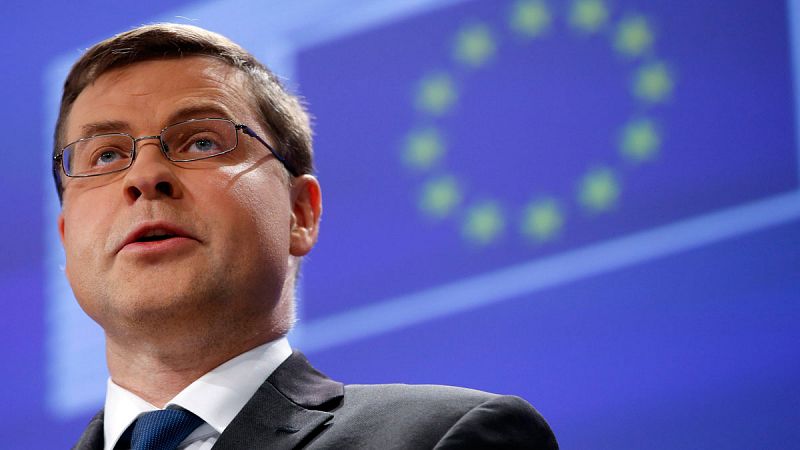 Bruselas recuerda que España deberá presentar sus reformas y ajustes en abril, haya o no nuevo Gobierno