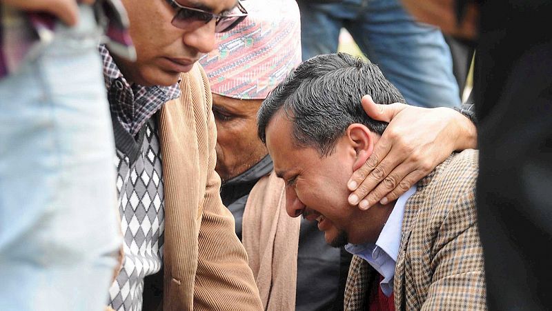 Mueren 23 personas en el accidente de una avioneta en Nepal