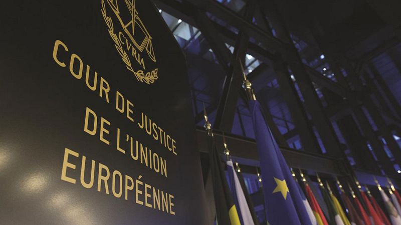 La Justicia europea falla que se pueden negar prestaciones a personas de otro país de la UE durante tres meses