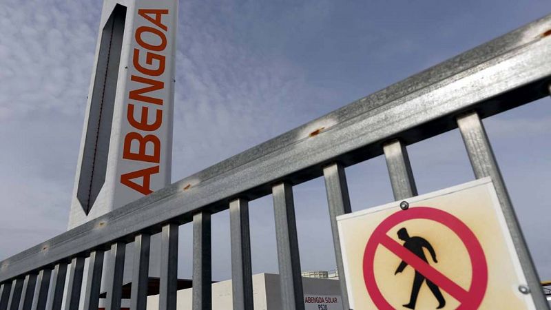 Abengoa comunica a los trabajadores que no tiene liquidez para pagar la nómina de febrero