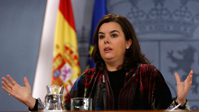 Sáenz de Santamaría: "Al debate debe irse con un acuerdo cerrado y no abrir la campaña"