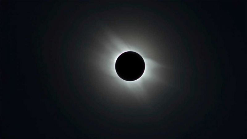 El eclipse solar total del 9 de marzo podrá verse en directo desde Indonesia