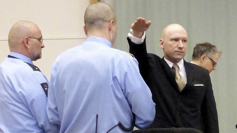 Anders Breivik reaparece en un juicio contra el estado noruego por su régimen de prisión