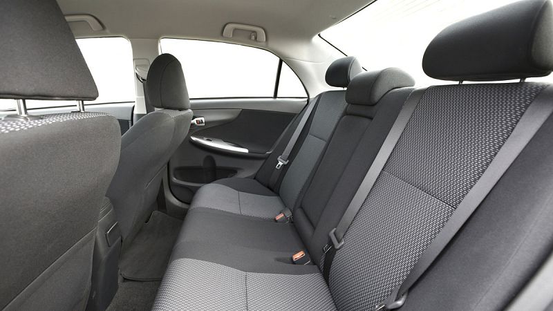 Competencia inspecciona a empresas de componentes de automóviles por repartirse el mercado