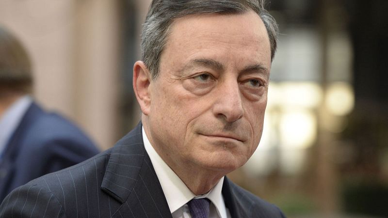 Draghi pide a los líderes europeos que impulsen la demanda, la inversión y bajen impuestos