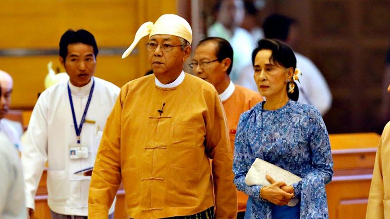 Htin Kyaw toma posesión como nuevo presidente de Birmania