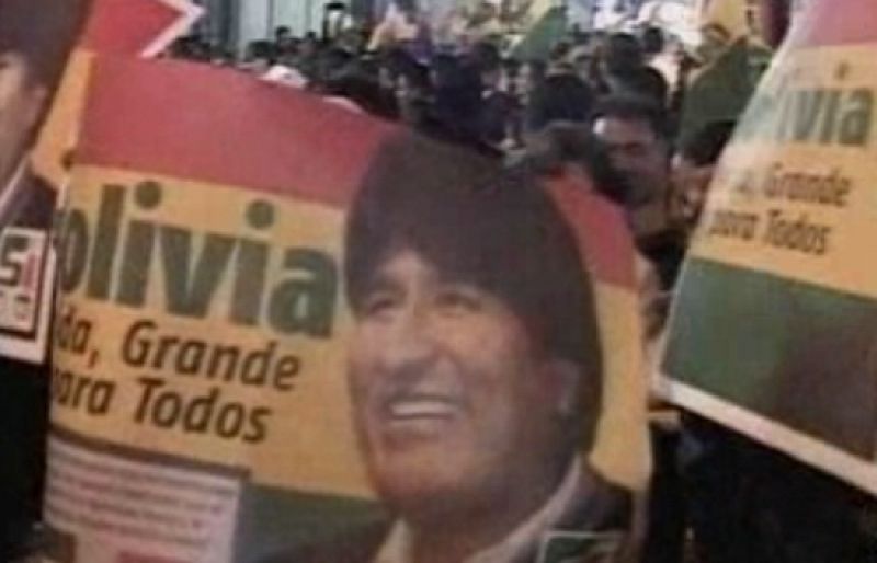 Morales llama a la unidad de los bolivianos y pide respeto a la legalidad