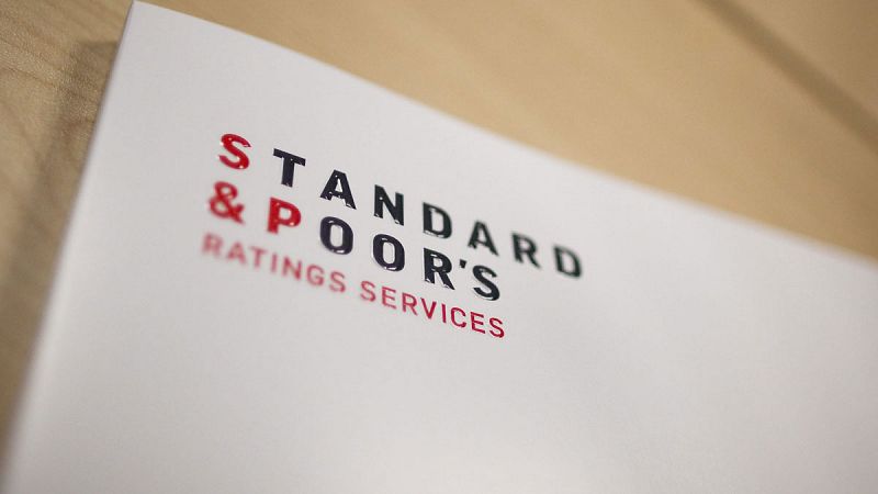 Standard & Poor's mantiene la nota de España "pese a la incertidumbre política y los retos presupuestarios"