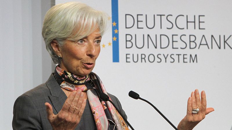 Lagarde alerta de que la recuperación es "demasiado lenta y demasiado frágil"