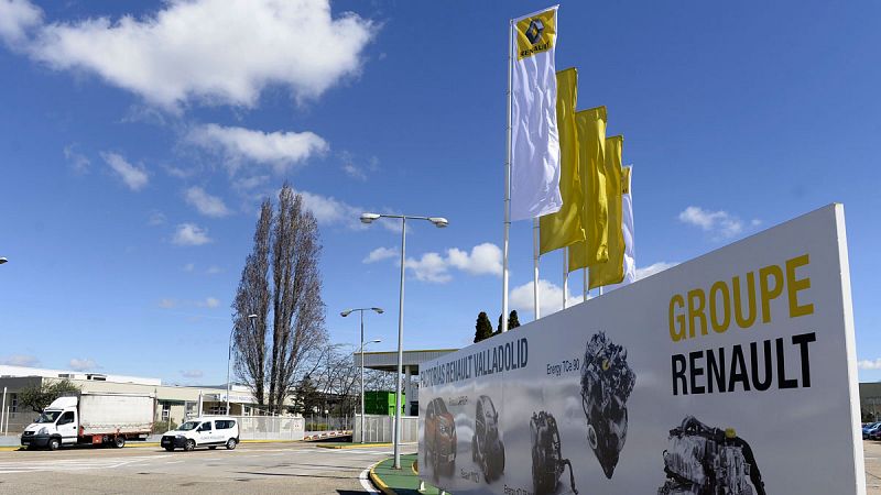 Renault España y tres sindicatos firman un acuerdo para crear 2.000 nuevos empleos hasta 2020