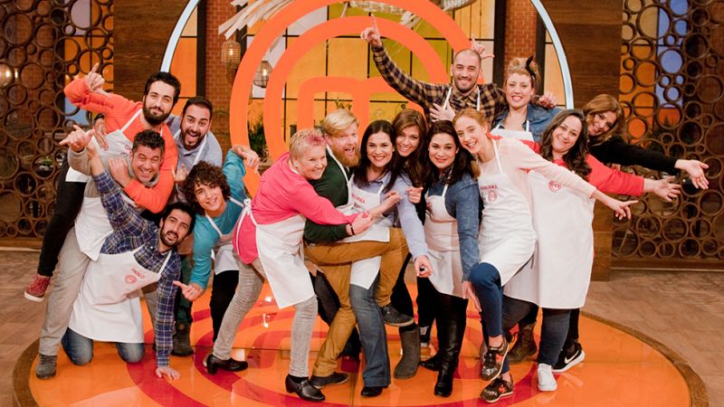 Dos gemelas, una abuela gamberra y mucho acento andaluz entre los 15 aspirantes de MasterChef