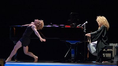 'Solo son mujeres', música, danza y palabra para recordar a las heroínas de la Guerra Civil - Escuchar ahora