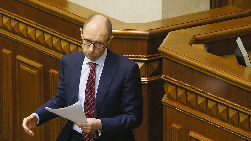 Yatseniuk anuncia su dimisión del cargo de primer ministro de Ucrania